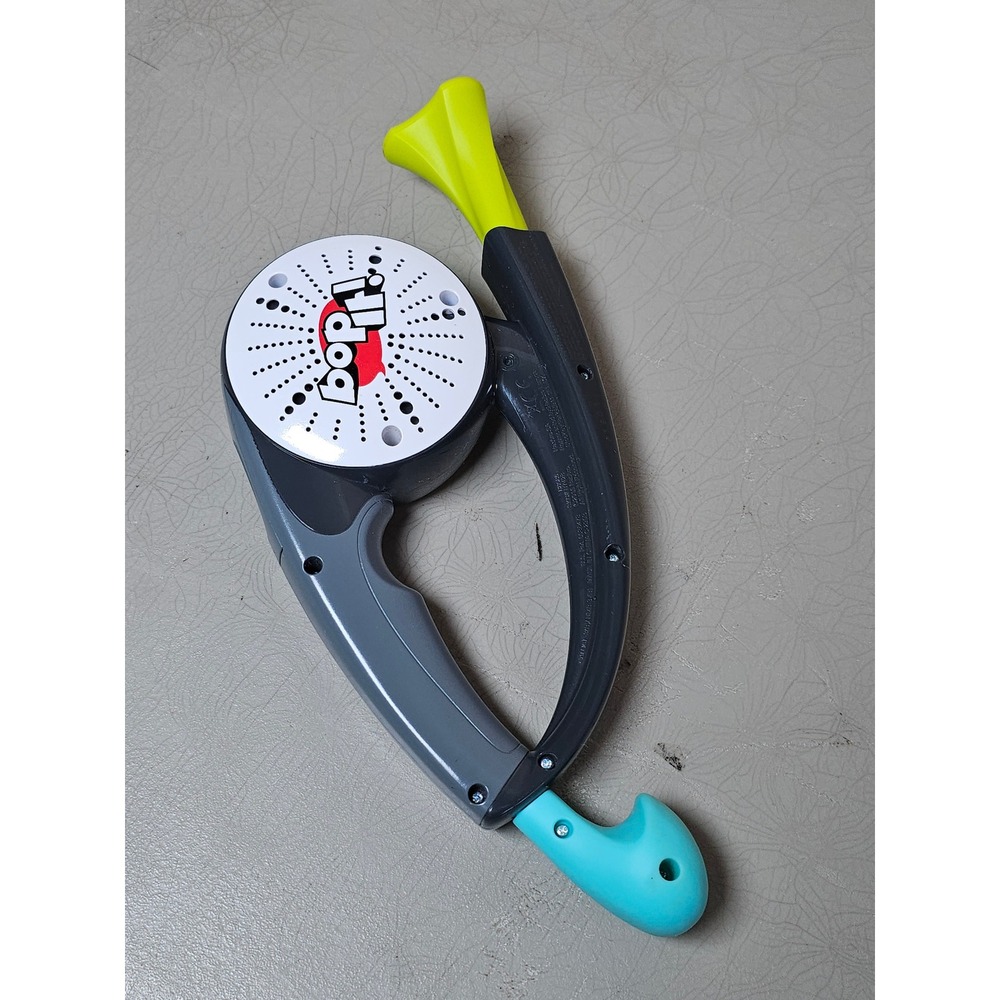 Hasbro Bop It! Electronic Handheld Game 2015 B7428 Grey Teal Lime Tested